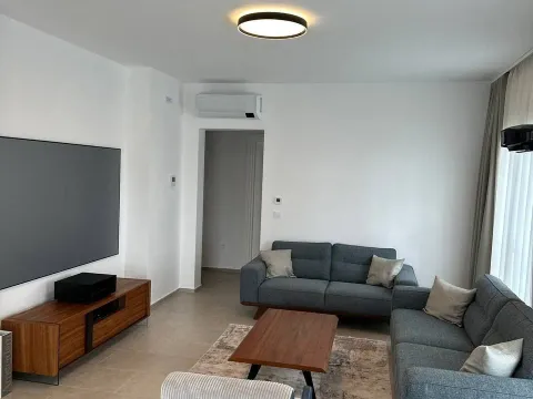 Prodaja, stan, 110m², Tivat, Crna Gora - image 8