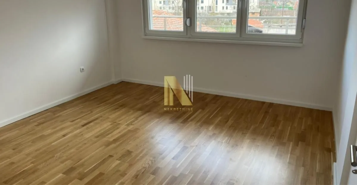 Prodaja, četvorosoban stan, 169m², Petrovaradin, Novi Sad