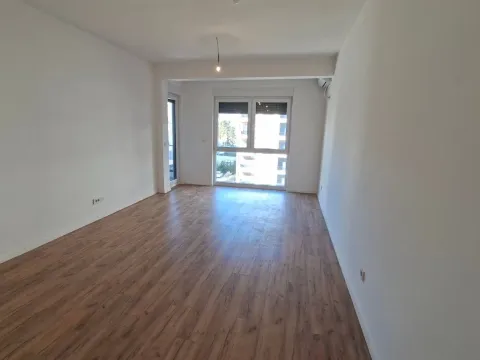 Prodaja, dvosoban stan, 69m², Ulcinj, Crna Gora - image 3