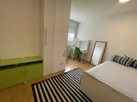 Rent, four bedroom apartment, 73m², Novi Beograd Blok 22, Novi Beograd Sve Podlokacije - image 13