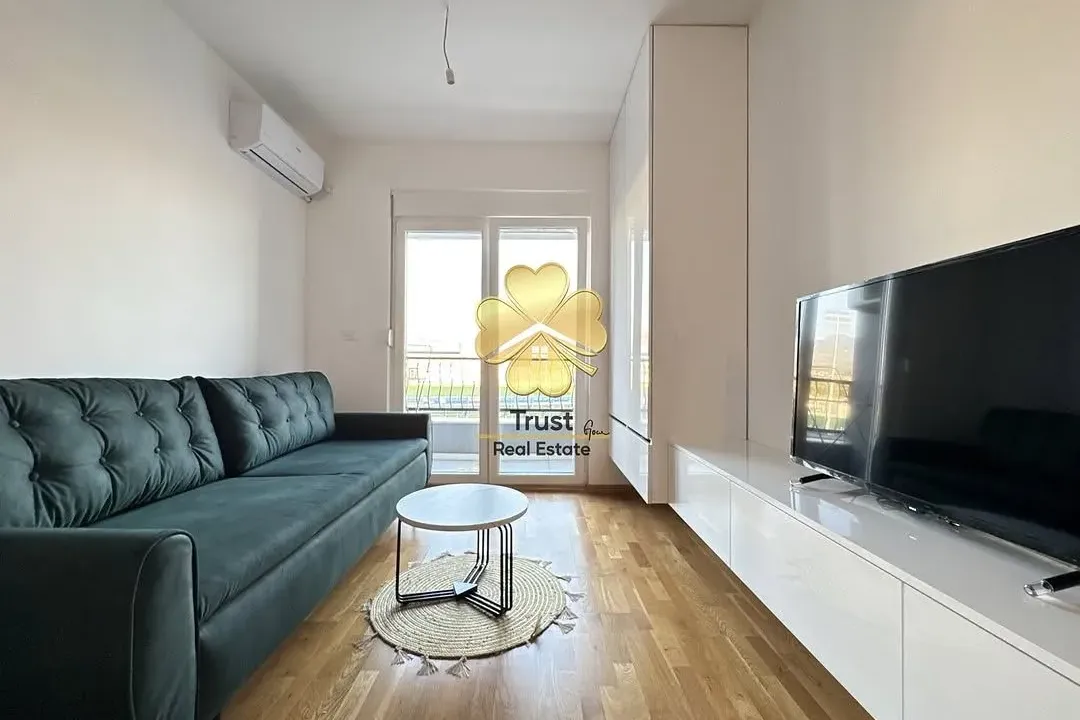 Rent, studio apartment, 25m², Stari Aerodrom, Podgorica