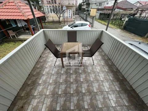 Izdavanje, trosoban stan, 70m², Tološi, Podgorica - image 10