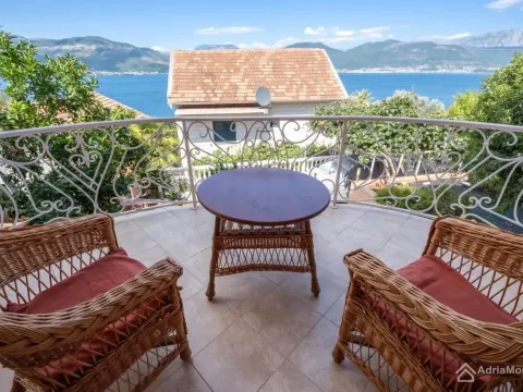 Prodaja, kuća, 89m², Krašići, Tivat - image 1