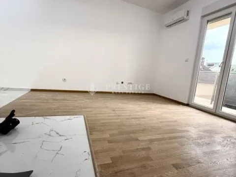 Izdavanje, garsonjera, 29m², Zabjelo, Podgorica - image 6