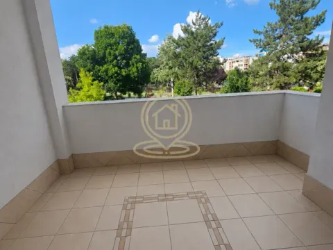 Prodaja, trosoban stan, 130m², Centar, Kragujevac - image 7