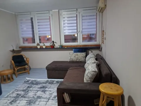 Izdavanje, dvosoban stan, 37m², Novi Beograd Blok 1 Fontana, Novi Beograd Sve Podlokacije - image 10