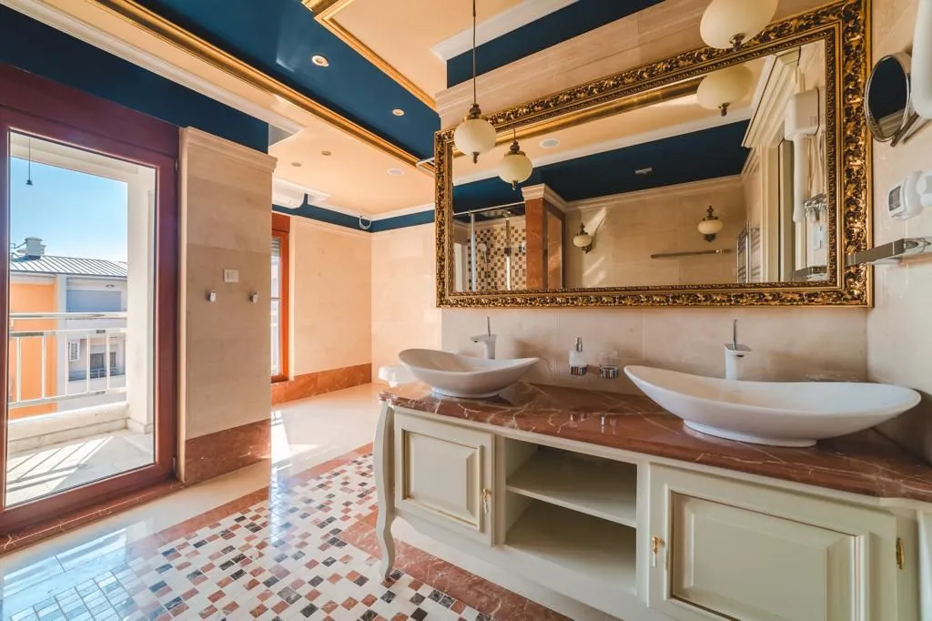 Sale, two bedroom apartment, 270m², Pobrežje, Podgorica