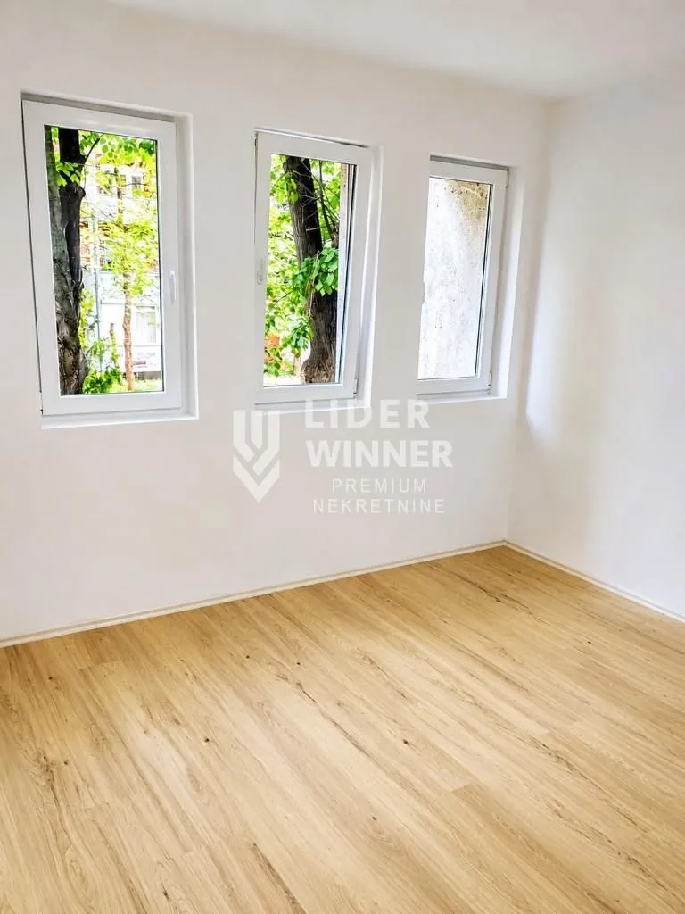 Prodaja, trosoban stan, 60m², Karaburma, Palilula Sve Podlokacije