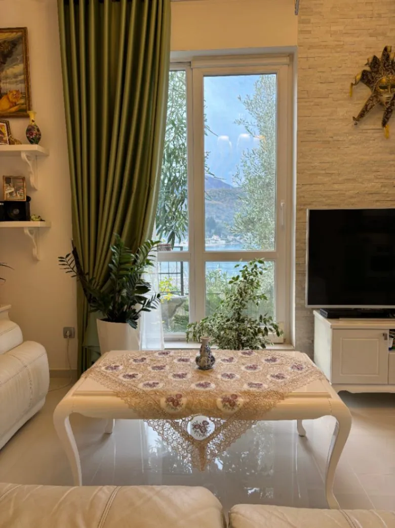 Prodaja, kuća, 86m², Lepetani, Tivat