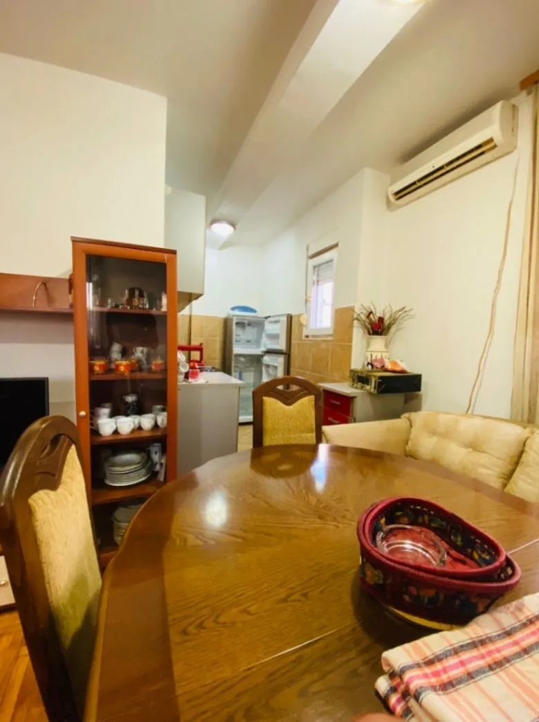 Rent, studio apartment, 30m², Blok 9, Podgorica
