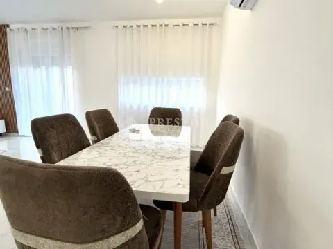 Izdavanje, dvosoban stan, 76m², Krivi Most, Podgorica - image 5