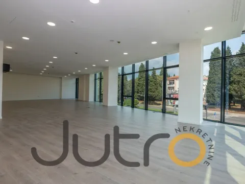 Sale, office space, 2542m², Podgorica, Crna Gora - image 1