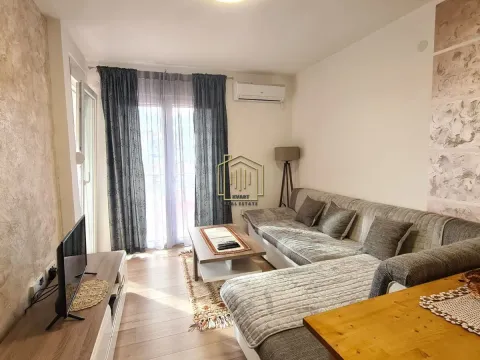 Izdavanje, dvosoban stan, 70m², Momišići, Podgorica - image 3
