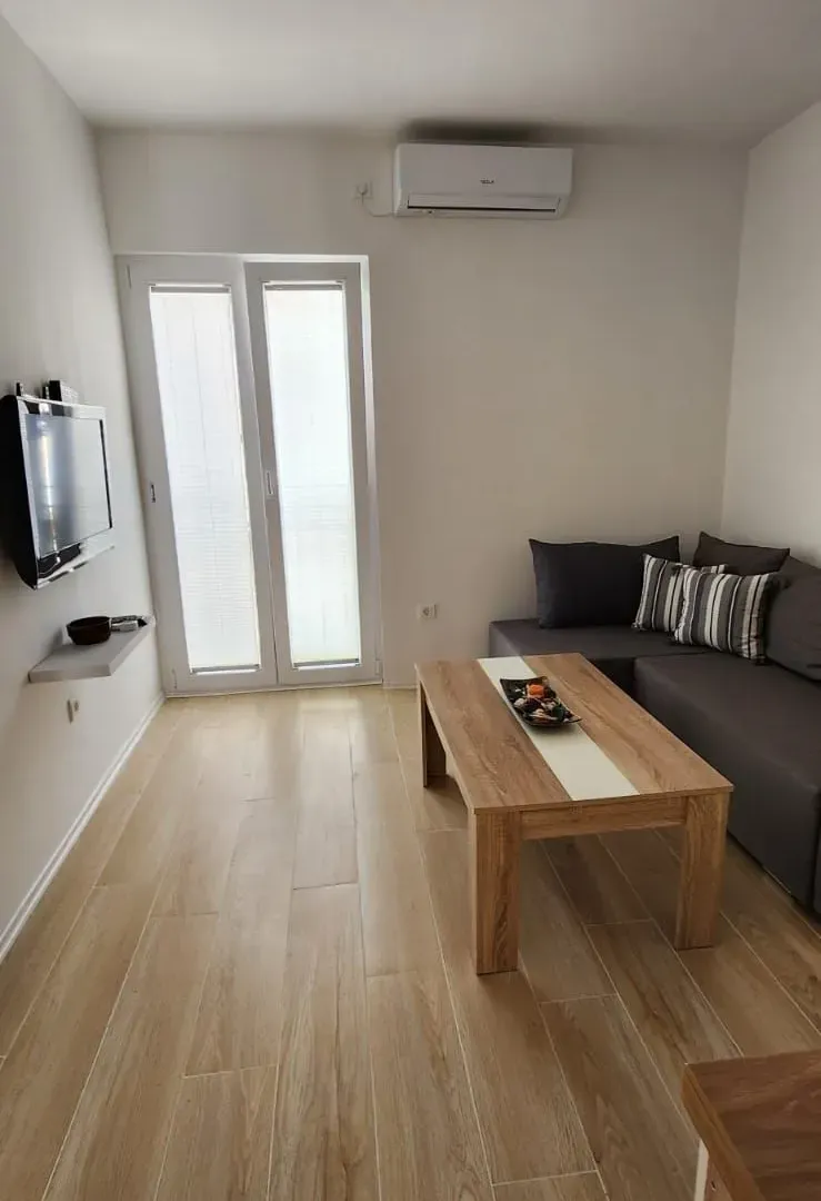 Sale, studio apartment, 114m², Bečići, Budva