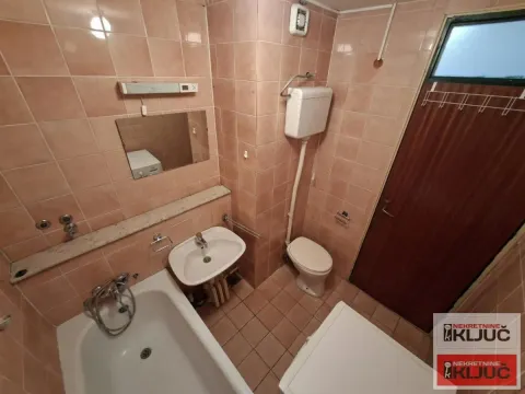 Prodaja, trosoban stan, 95m², Sajmište, Novi Sad - image 16