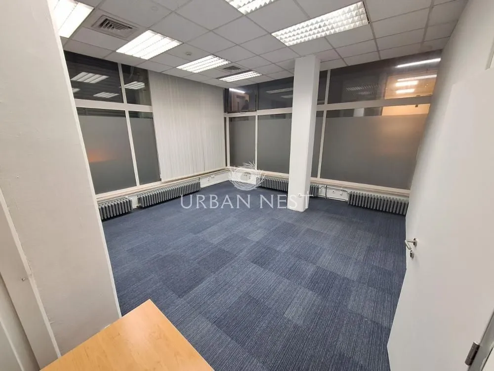 Izdavanje, poslovni prostor, 35m², Južni Bulevar, Vračar Sve Podlokacije