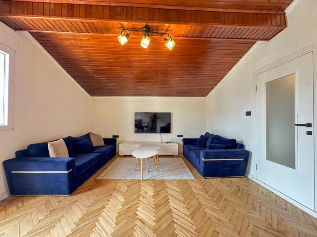 Rent, two bedroom apartment, 106m², Stari Aerodrom, Podgorica