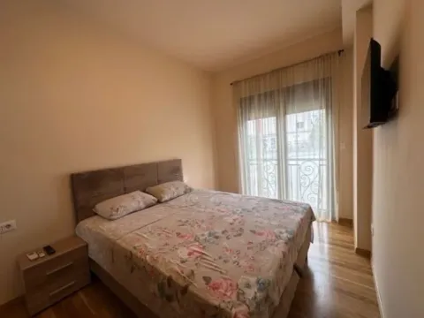 Izdavanje, dvosoban stan, 76m², Dalmatinska ulica, Podgorica - image 7