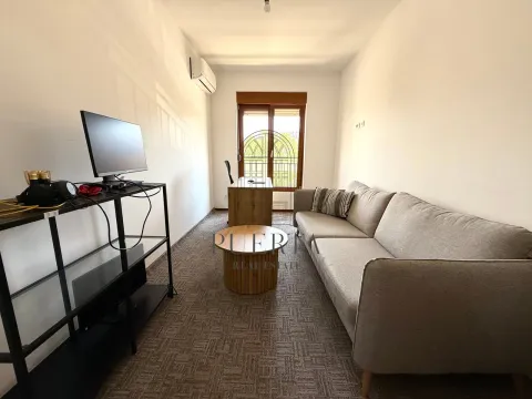 Izdavanje, dvosoban stan, 69m², Master Kvart, Podgorica - image 12