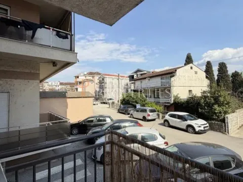 Rent, apartment, 40m², Momišići, Podgorica - image 4