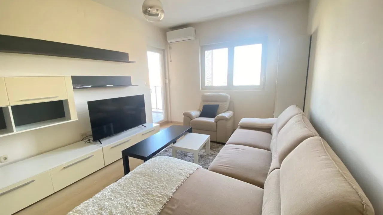 Rent, one bedroom apartment, 48m², City Kvart, Podgorica
