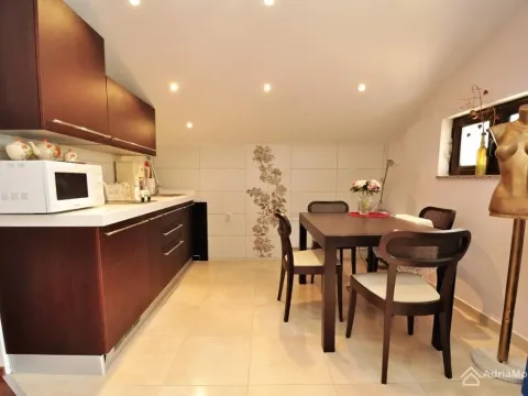 Sale, house, 222m², Donja Lastva, Tivat - image 15