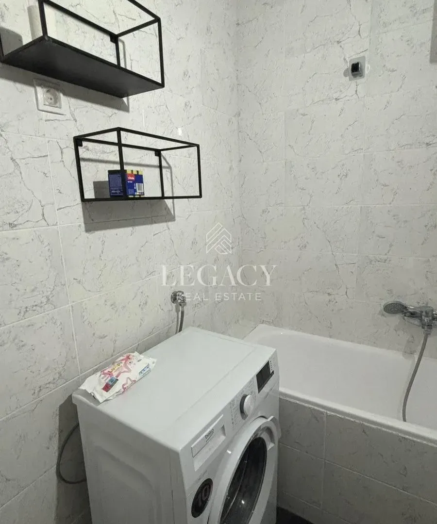 Izdavanje, jednosoban stan, 35m², Zemun Sve Podlokacije, Beograd