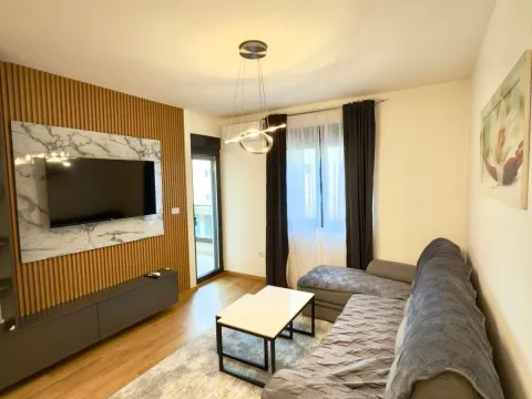 Rent, one bedroom apartment, 48m², City Kvart, Podgorica - image 2