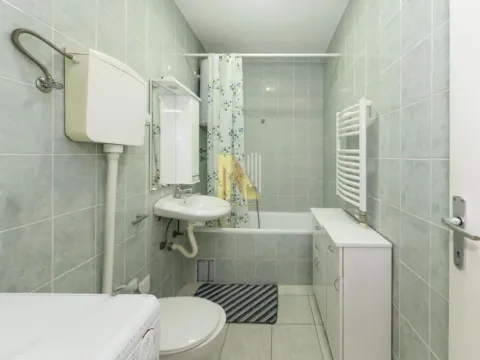 Izdavanje, jednosoban stan, 32m², Sajmište, Novi Sad - image 8