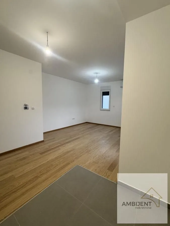 Prodaja, jednosoban stan, 40m², Surčin, Beograd
