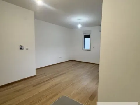 Prodaja, jednosoban stan, 40m², Surčin, Beograd - image 4