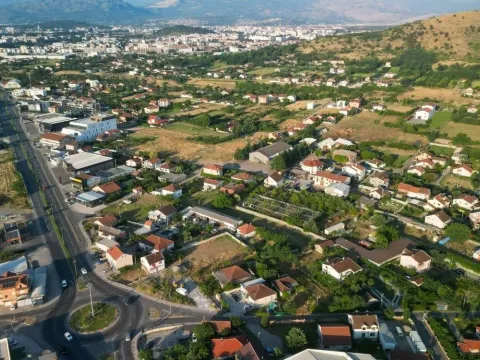 Sale, land lot, 1090m², Donja Gorica, Podgorica - image 5