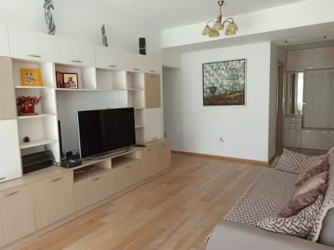 Prodaja, dvosoban stan, 75m², Dobrota, Kotor - image 5