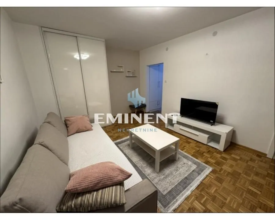 Izdavanje, dvosoban stan, 48m², Arena, Novi Beograd Sve Podlokacije