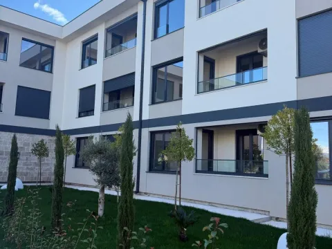 Stan in Donja Gorica