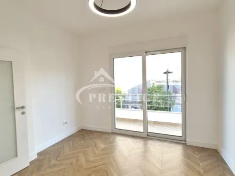 Izdavanje, dvosoban stan, 62m², Centar, Podgorica - image 2