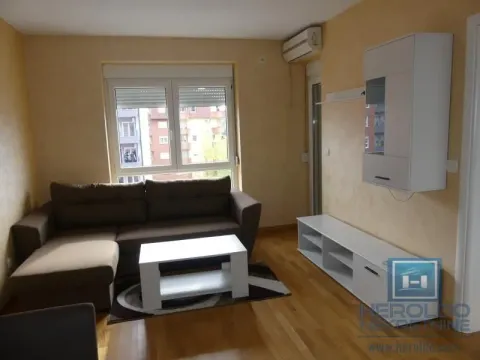 Rent, one bedroom apartment, 39m², Centar, Jagodina - image 6