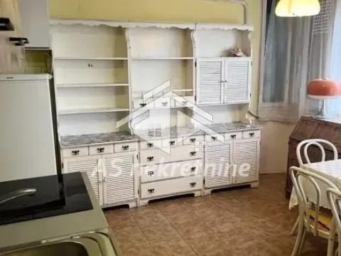 Izdavanje, trosoban stan, 90m², Tašmajdan, Palilula Sve Podlokacije - image 6