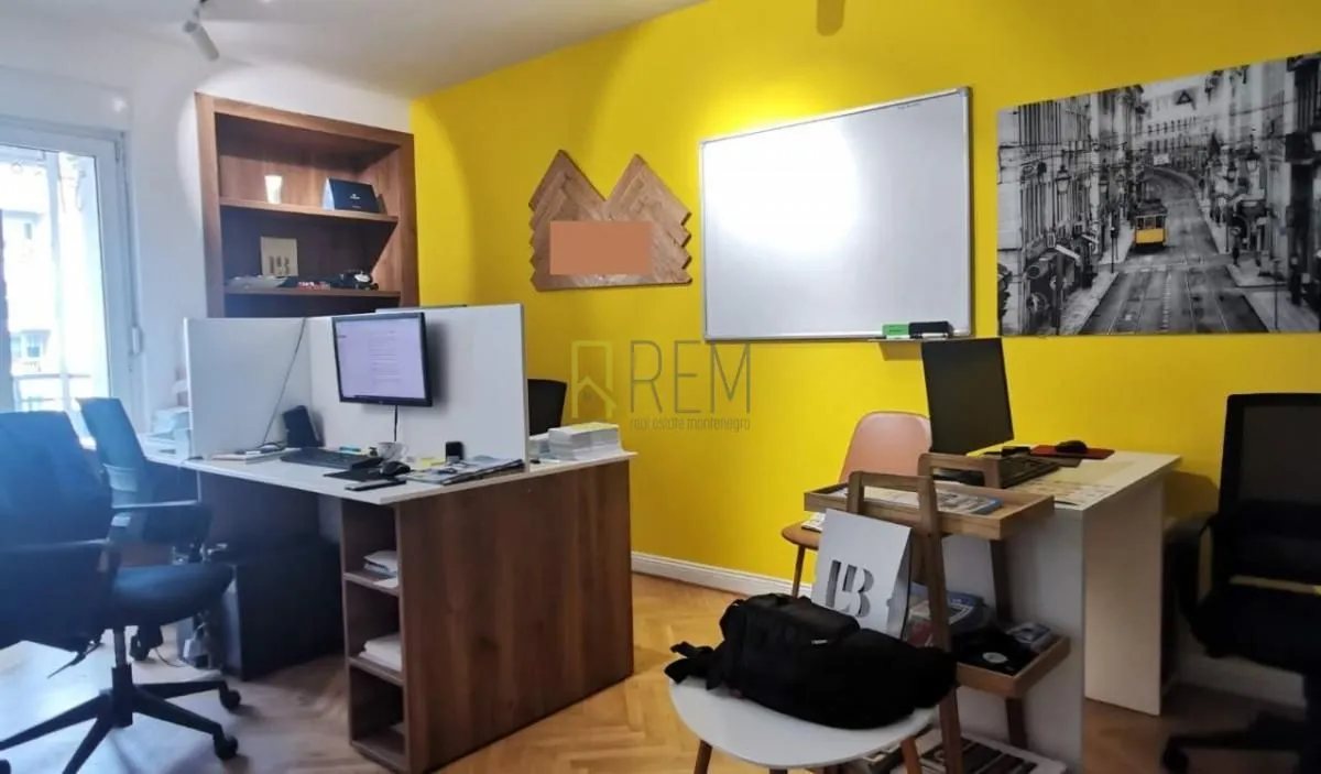 Prodaja, jednosoban stan, 36m², Blok 6, Podgorica