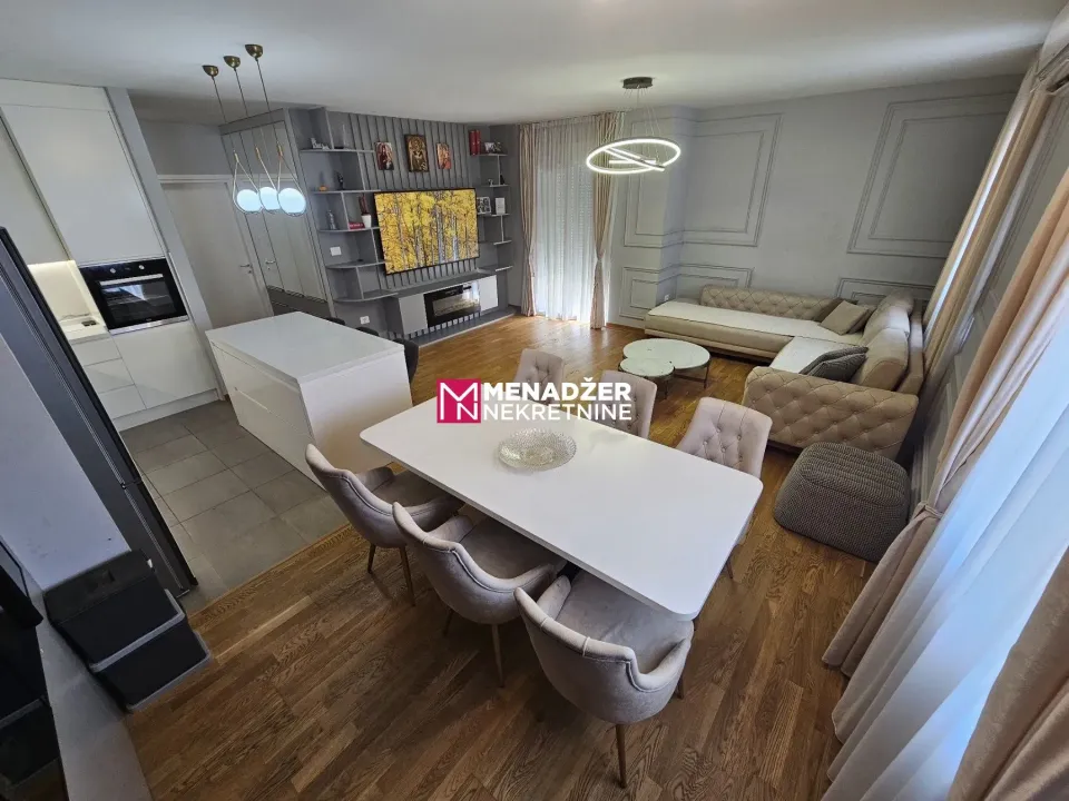 Prodaja, trosoban stan, 101m², City Kej, Podgorica
