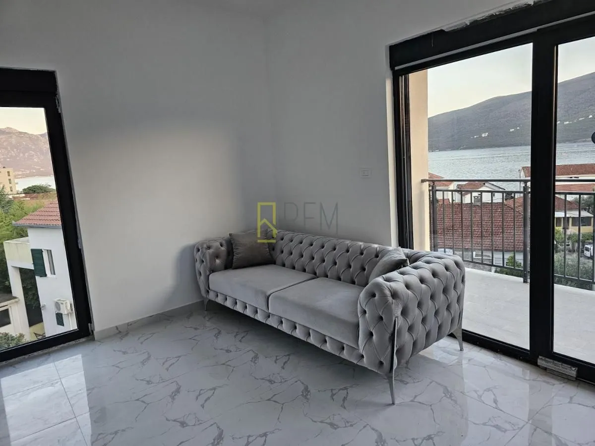 Prodaja, jednosoban stan, 49m², Đenovići, Herceg Novi