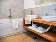 Prodaja, trosoban stan, 120m², Kotor, Crna Gora - image 8