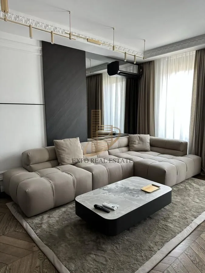 Prodaja, trosoban stan, 66m², Stari Grad, Beograd