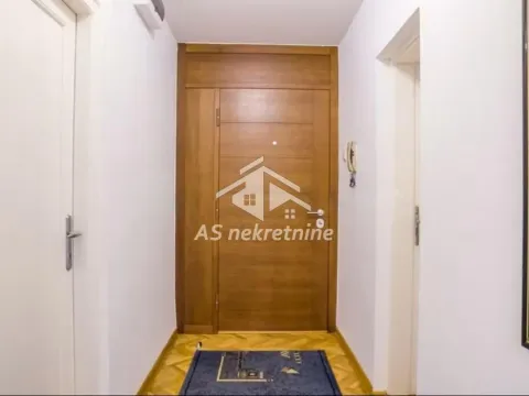 Rent, three bedroom apartment, 97m², Stari Grad, Beograd - image 40