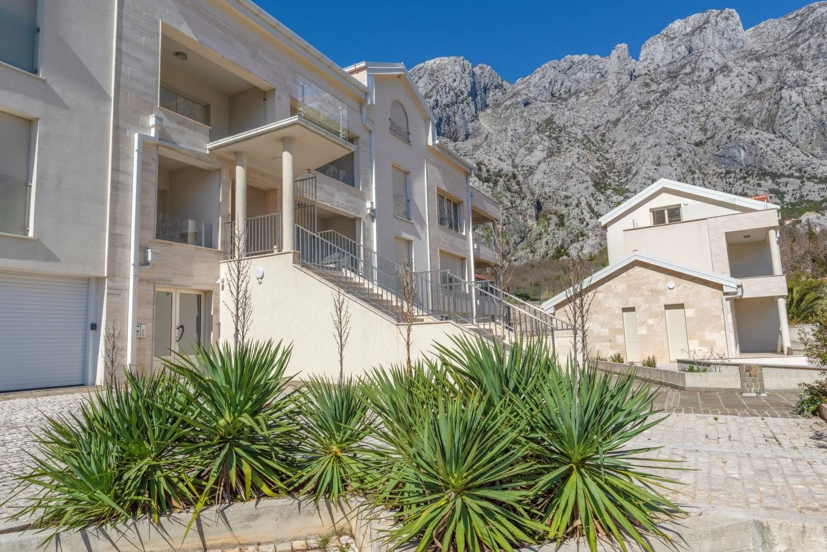 Prodaja, stan, 120m², Kotor, Crna Gora