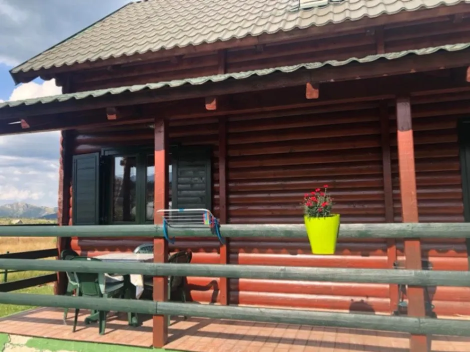 Izdavanje, kuća, 75m², Borje, Žabljak