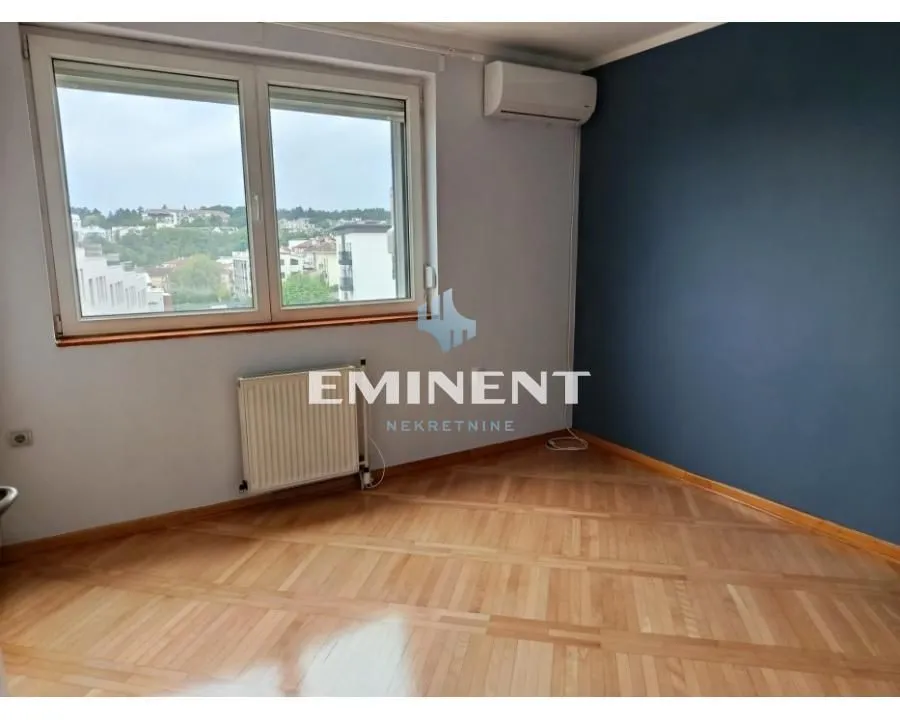 Rent, four bedroom apartment, 125m², Savski Venac, Beograd