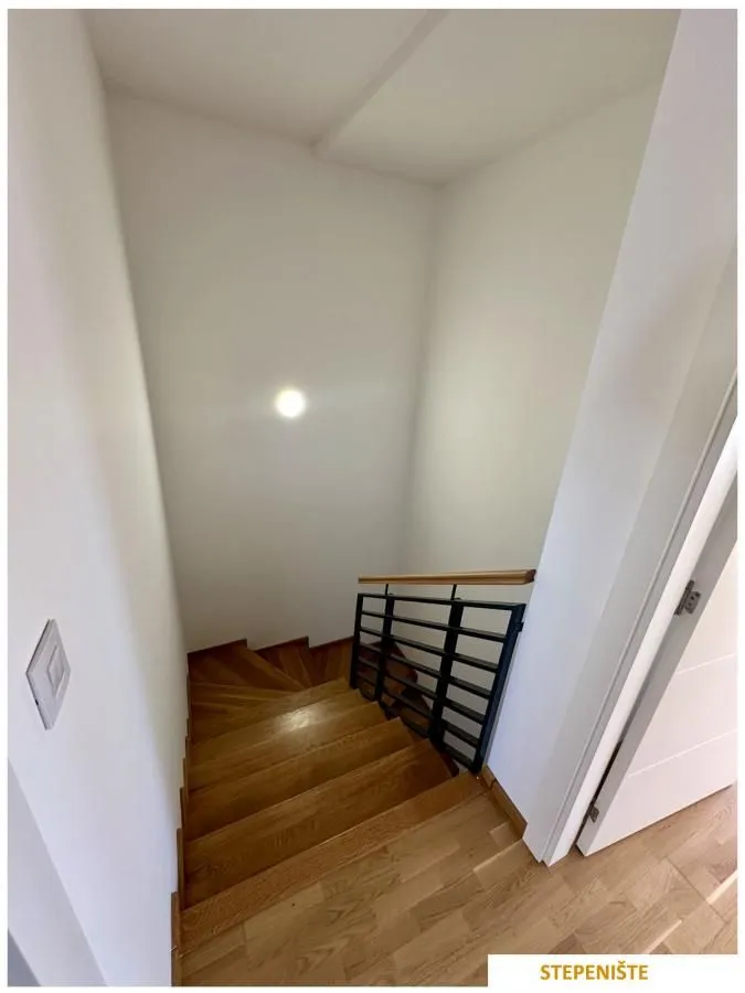 Prodaja, četvorosoban stan, 113m², Telep, Novi Sad Sve Podlokacije