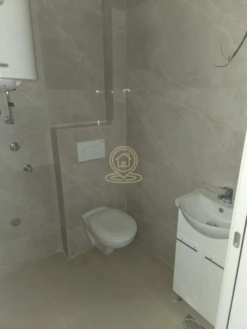 Sale, three bedroom apartment, 74m², Medijana, Niš