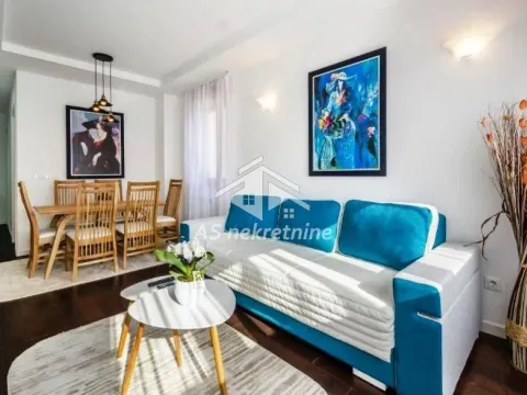 Stan in Novi Beograd Blok 67